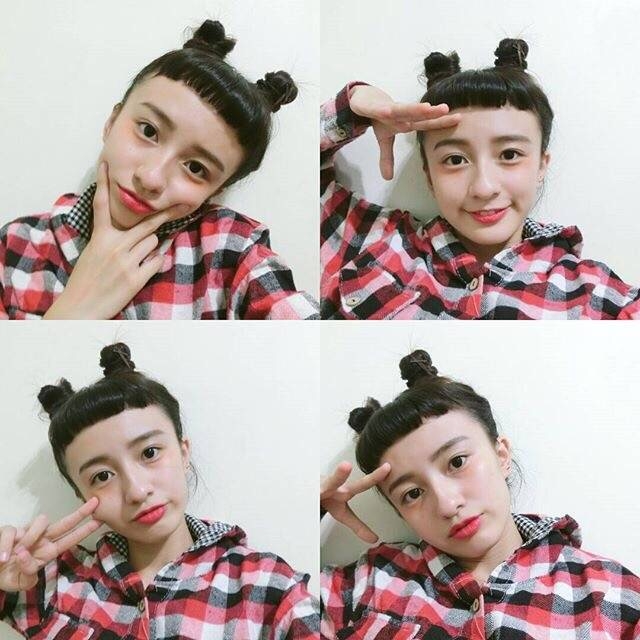 女生拍照新技能get√ 告别剪刀手