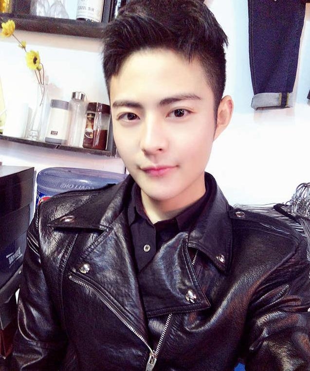 男生秋冬留什么发型好？最新流行的阳光帅气的男生发型
