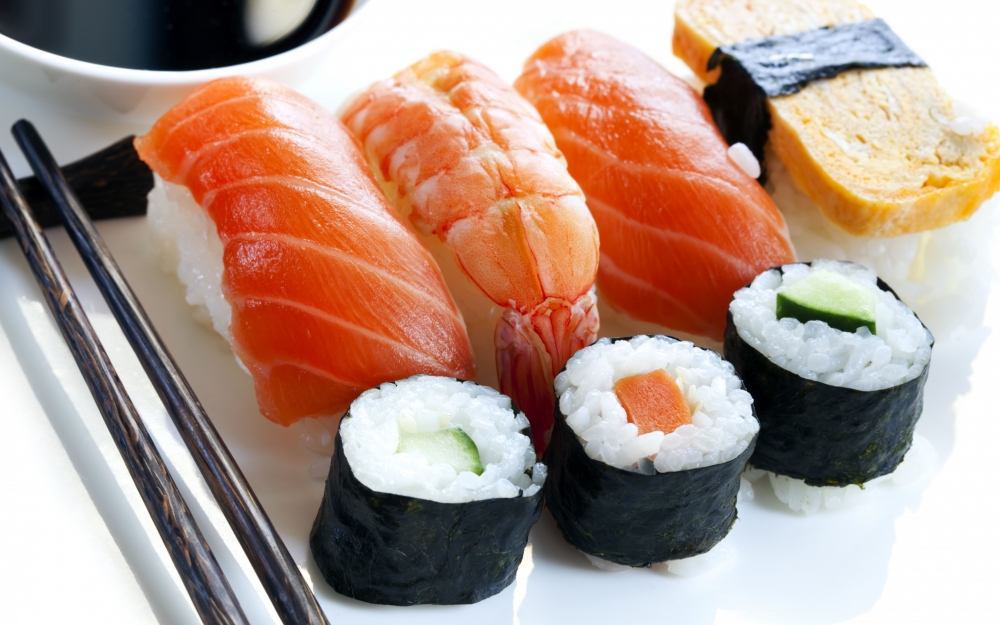 美食诱惑日本精美可口诱人寿司高清桌面壁纸