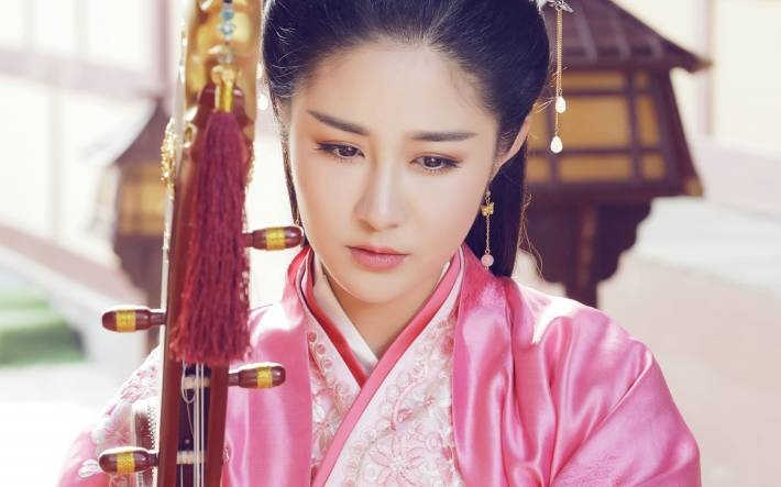 《思美人》梁田剧照电脑壁纸