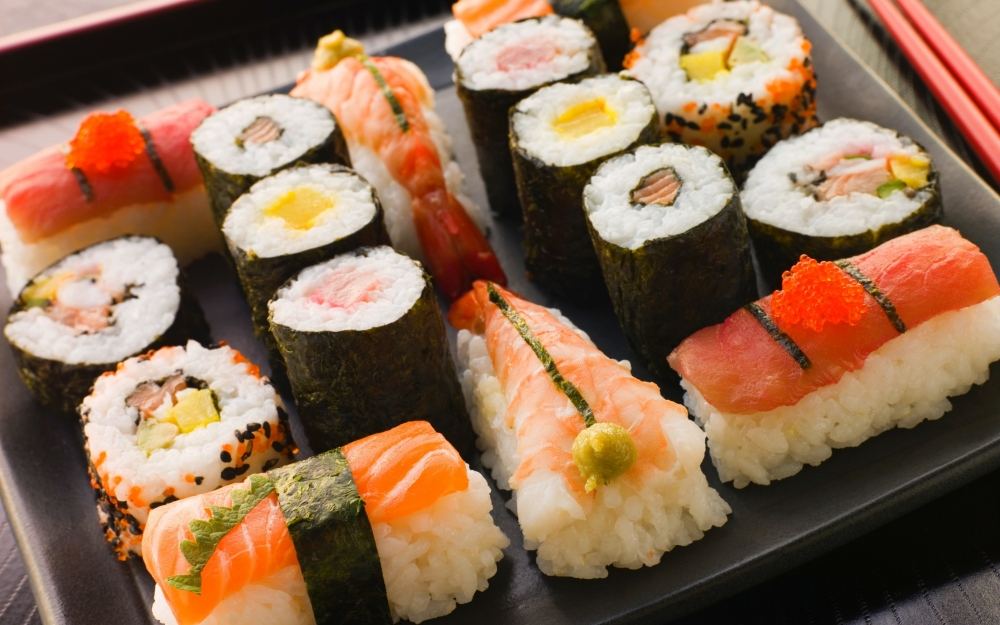 美食诱惑日本精美可口诱人寿司高清桌面壁纸