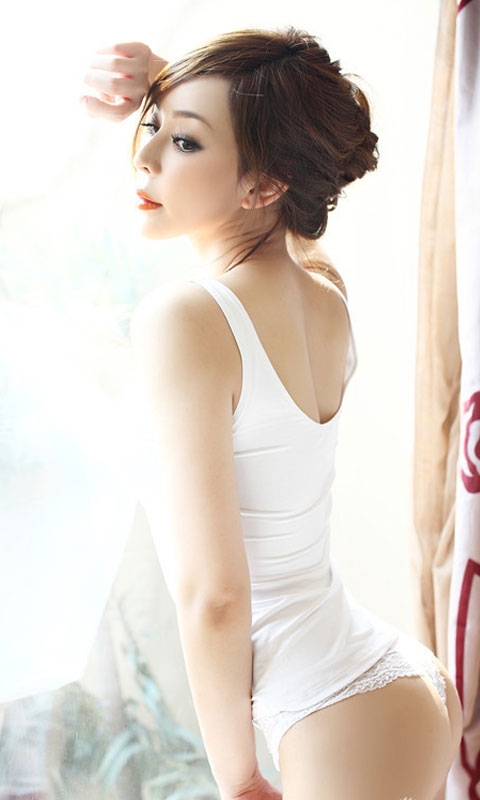 性感女神美乳诱惑高清手机壁纸