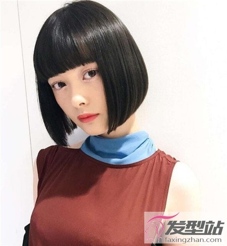 短发流行趋势 适合二十岁左右女生