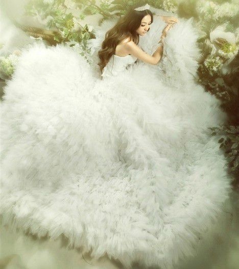 ；每个女孩心中的婚纱梦