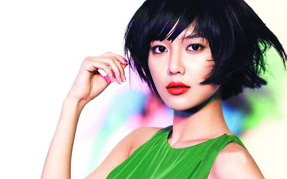 韩国少女时代崔秀英美女壁纸