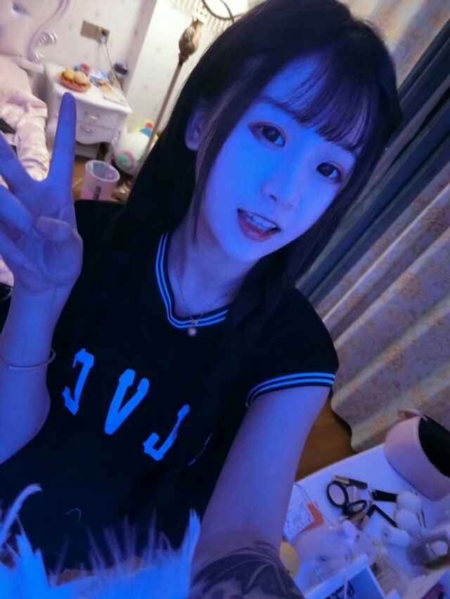 可爱的杨清柠