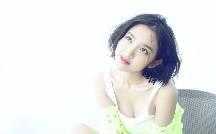 短发美女唐艺昕写真桌面壁纸