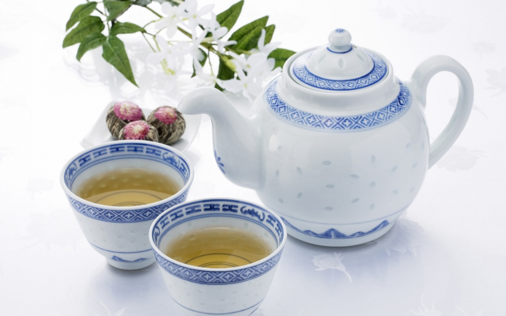 饮品特写玻璃杯子宽屏桌面壁纸