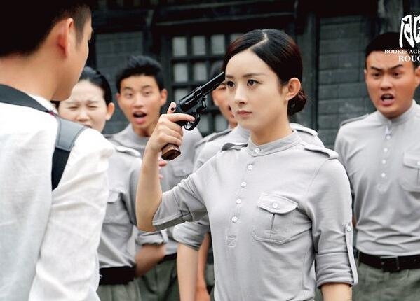 赵丽颖《胭脂》发型图片  民国发型美呆了