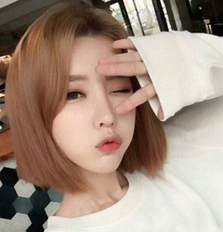 奶茶色头发图片精选 甜美系奶茶色染发发型别错过