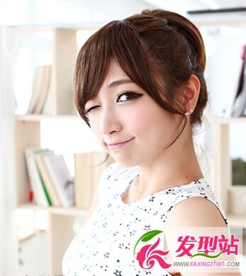 怎么扎头发好看 简单韩式扎发甜美可人