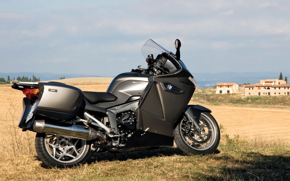 宝马 K 1300 GT摩托车壁纸