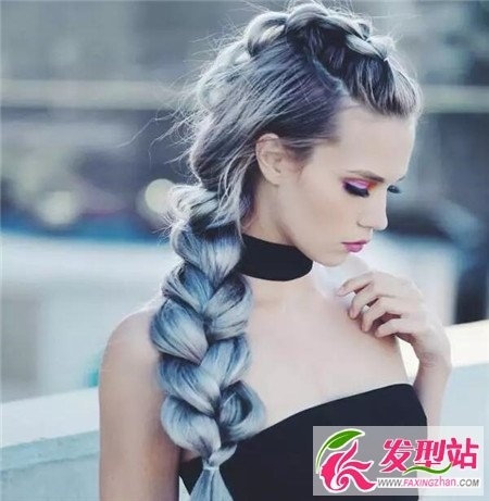 蓝色头发染发效果 波西米亚蓝色编发