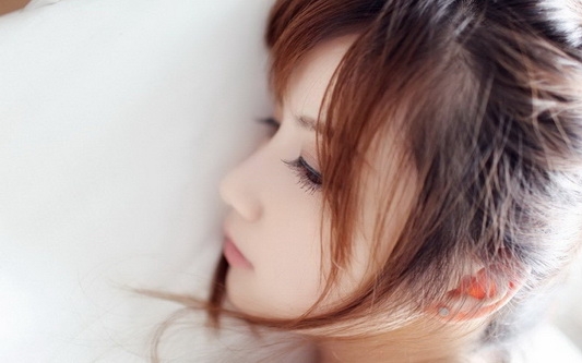 清纯美女万虹写真桌面壁纸