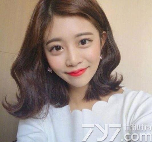 女生齐肩发造型图片 今年最in发型之一
