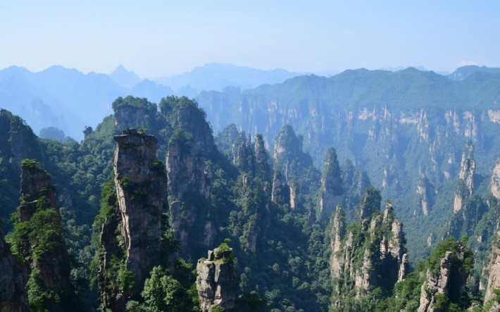 张家界壮丽风景桌面壁纸