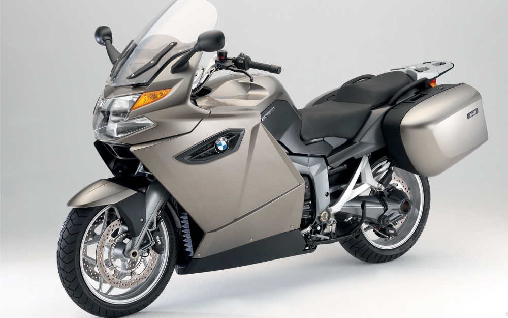 宝马 K 1300 GT摩托车壁纸
