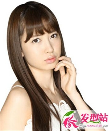 夏季清新女生长发发型 约会必备的发型