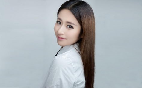 嫩模美女性感私房照壁纸