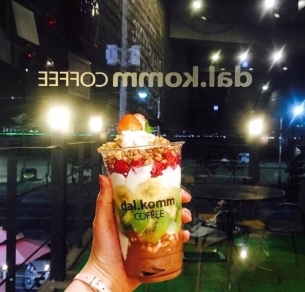 太阳的后裔里宋仲基宋慧乔“分手”的咖啡店
