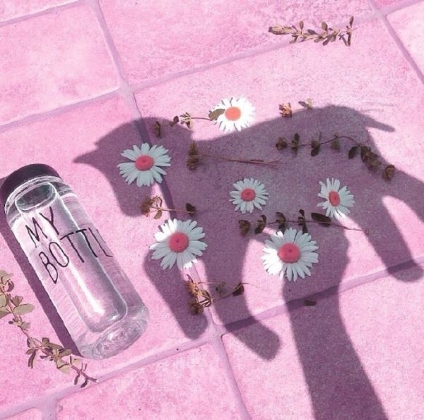粉嫩嫩的背景图