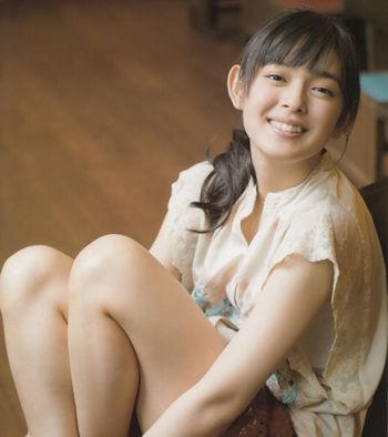 脸肥、国字脸女生头发怎么扎好看？
