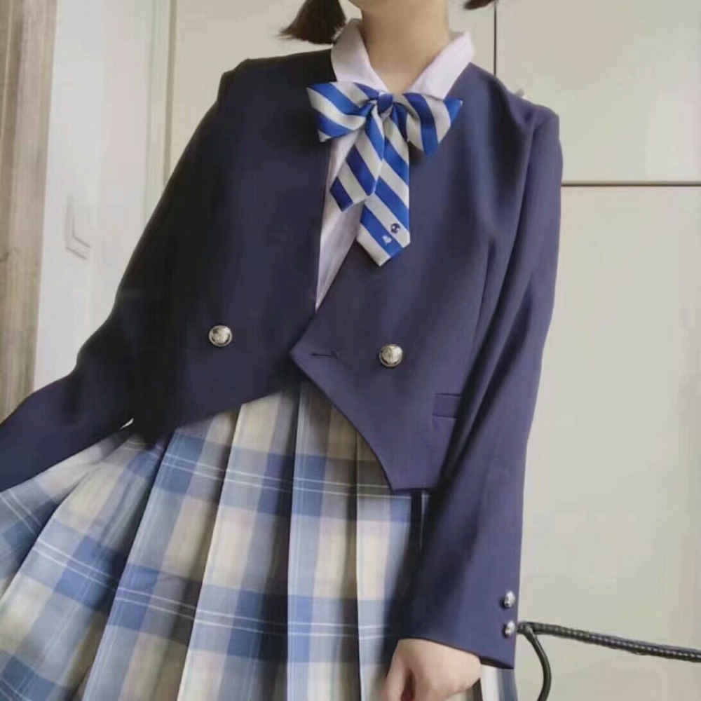 从此春秋两不沾 风月不相关
