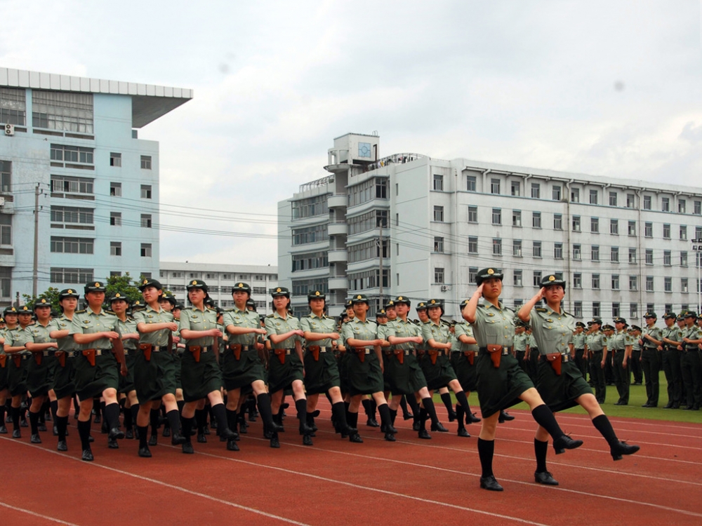 八一建军节军人的节日桌面壁纸