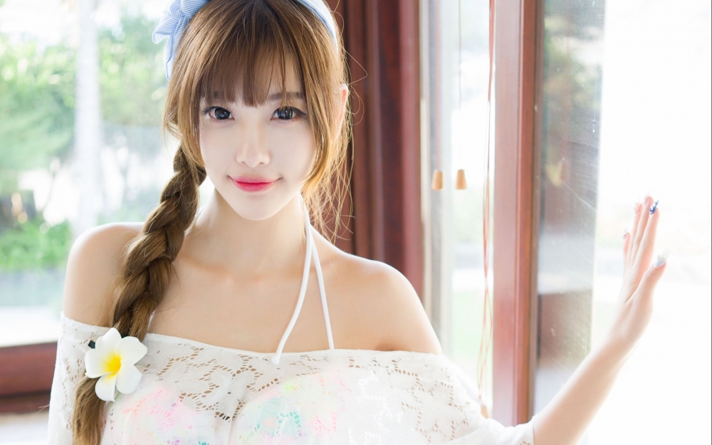 甜美女孩私房性感写真图片桌面壁纸