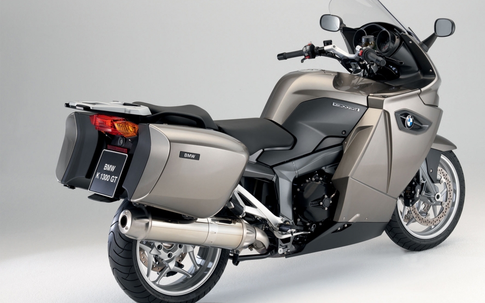 宝马 K 1300 GT摩托车壁纸