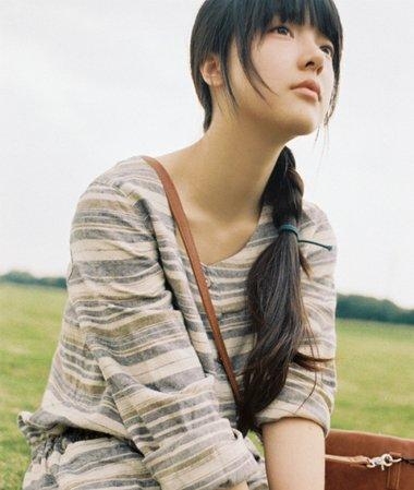 脸肥、国字脸女生头发怎么扎好看？