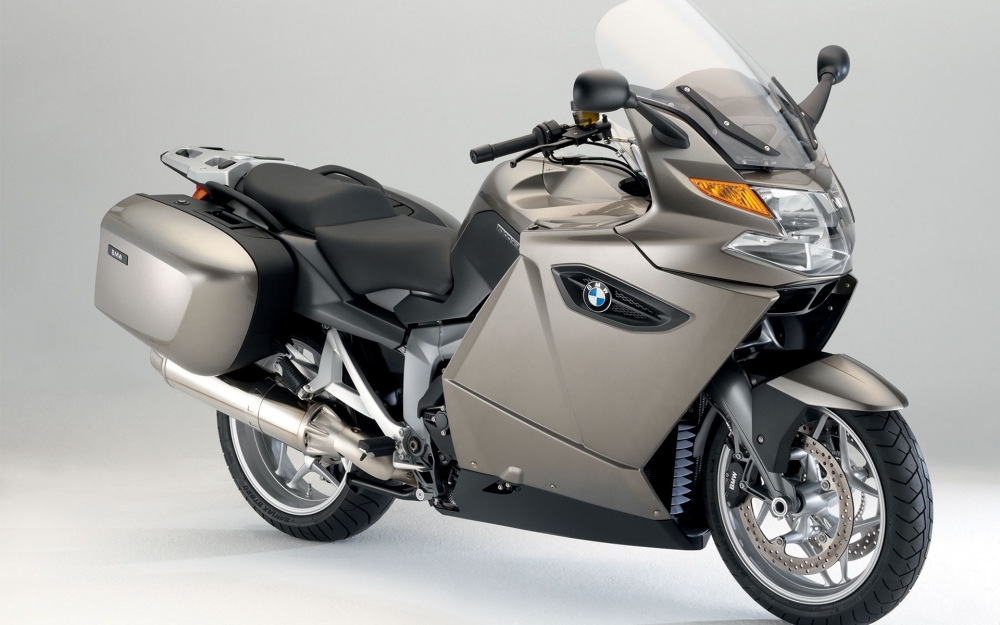 宝马 K 1300 GT摩托车壁纸