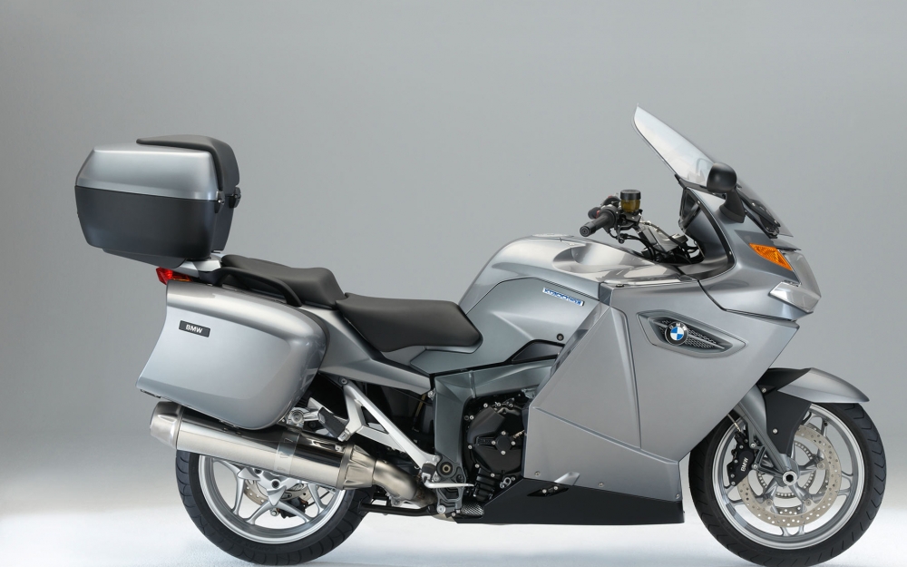 宝马 K 1300 GT摩托车壁纸