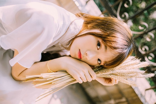 文艺清纯小清新女生图片