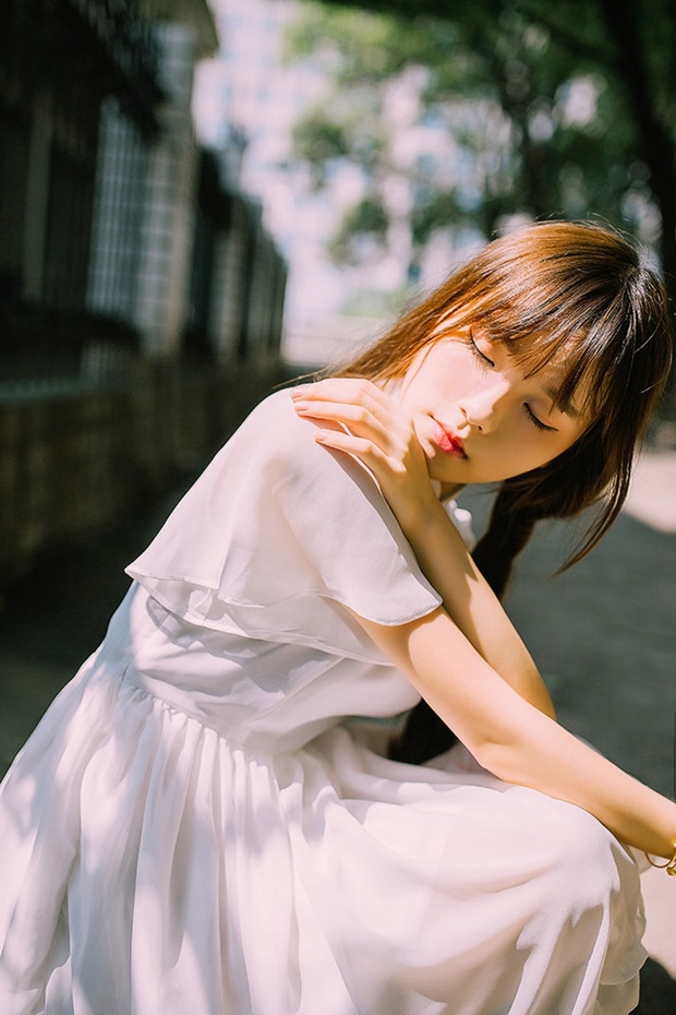 文艺清纯小清新女生图片