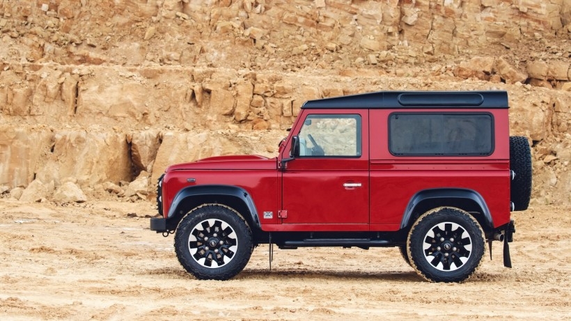 2018 Land Rover Defender Works V8路虎限量款汽车桌面壁纸