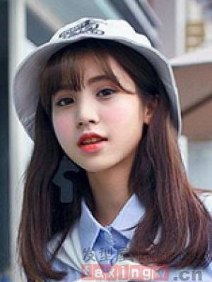 清新校园里的大学生发型设计  凸显十足学院风