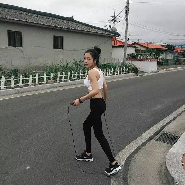 爱运动的女生超美