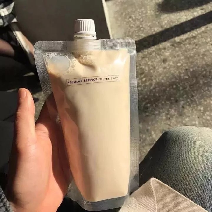 Regular家的袋装便携奶茶.