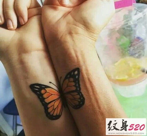 与你翩翩飞舞 情侣蝴蝶纹身图片