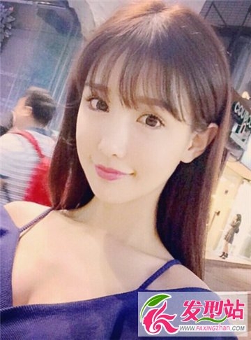 芭比公主式长发发型 气质靓丽的小女生