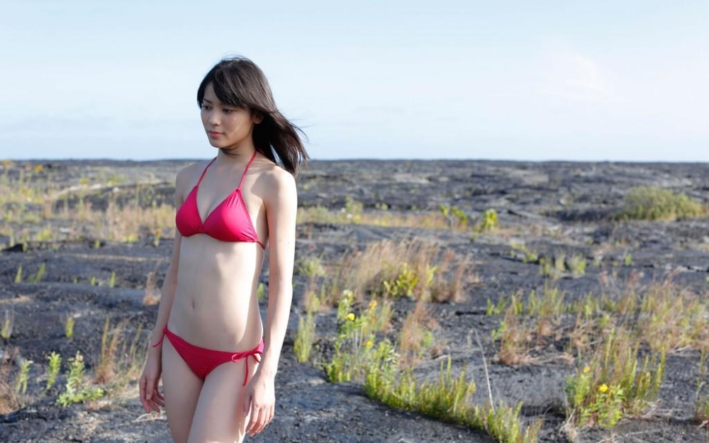 美女模特比基尼泳装秀壁纸
