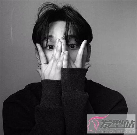 亚洲男生适合什么发型 侧分中分短寸飞机头