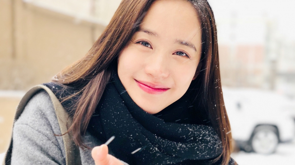 美女王智高清电脑桌面壁纸
