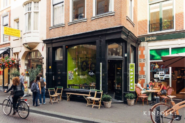 LOLA BIKE CAFE：一间自行车主题的咖啡店