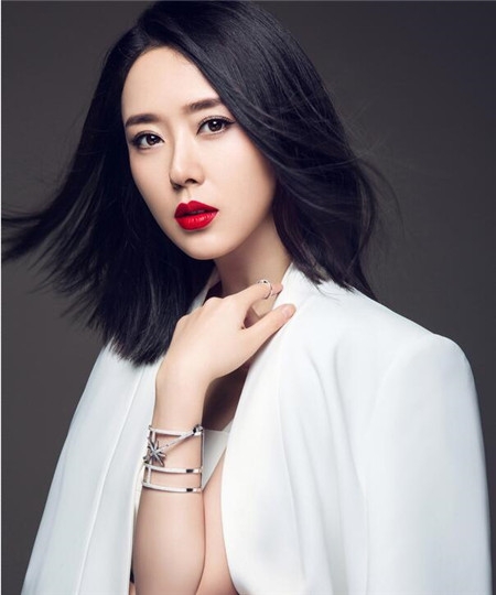 齐肩直发lob头 塑造森系淑女