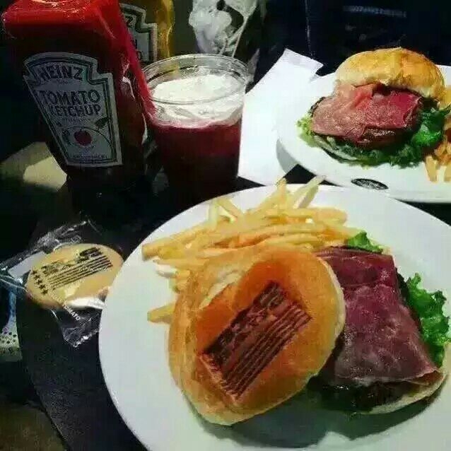 bigbang主题餐厅吼吼