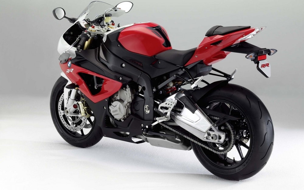 宝马 S 1000 RR摩托车壁纸