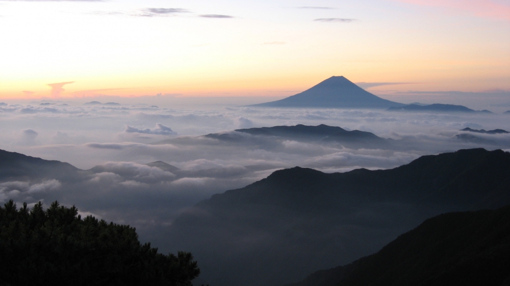 唯美意境日本富士山自然风光高清桌面壁纸