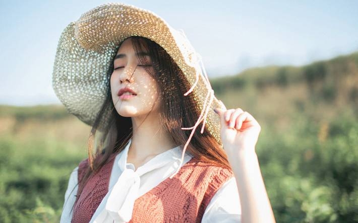 森系美女lomo风格写真电脑壁纸